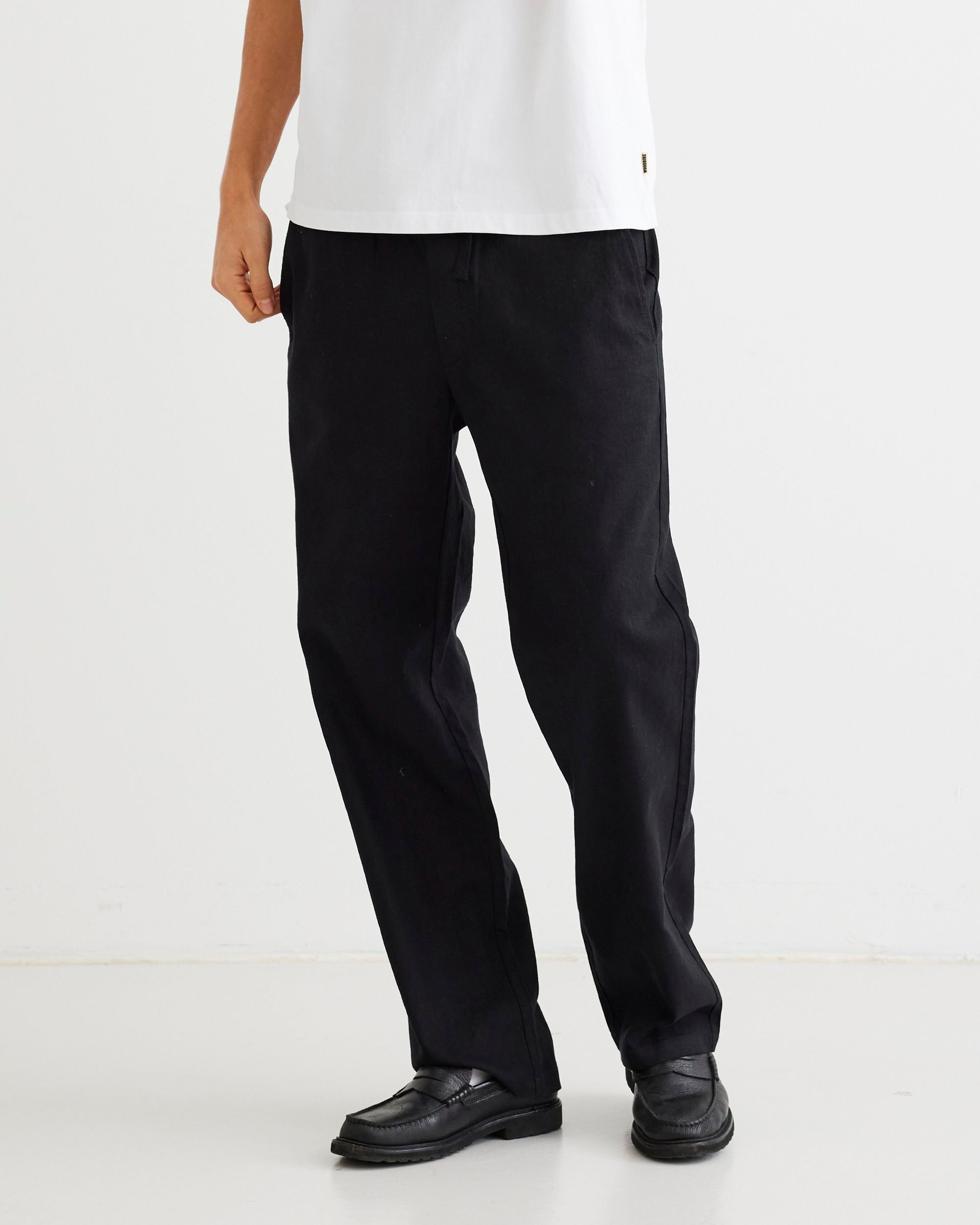 Woodbird WBEik Linen Pant Pants Black